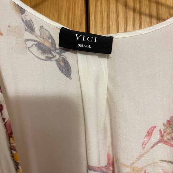 VICI Sweet Georgia Diana Floral Maxi Dress - Picture 8 of 8